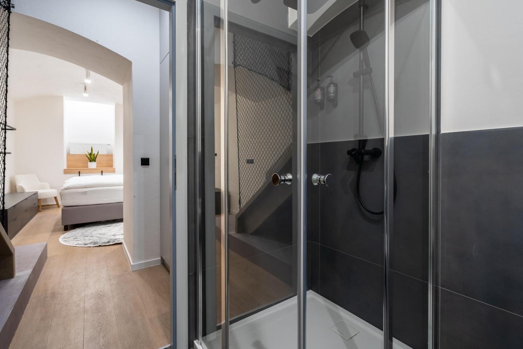 Honest Karlin Lejlighedshotel Prag Værelse billede